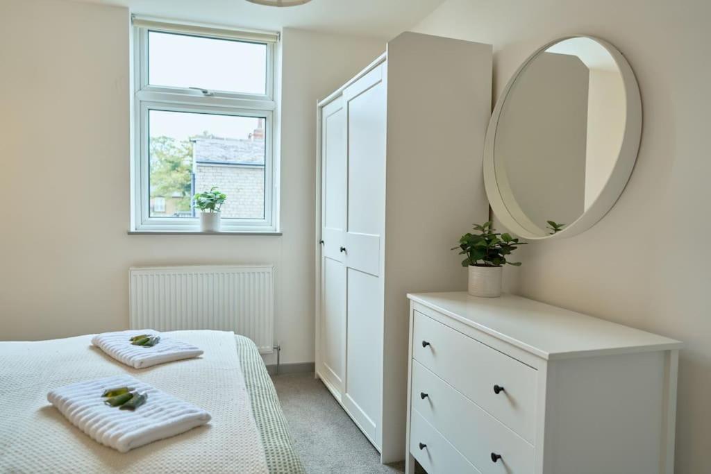 York City Central Apartment And Coffee Shop Экстерьер фото