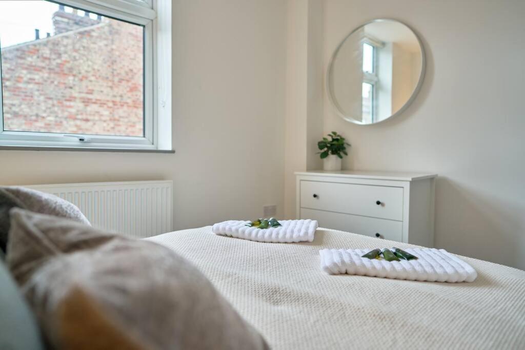 York City Central Apartment And Coffee Shop Экстерьер фото