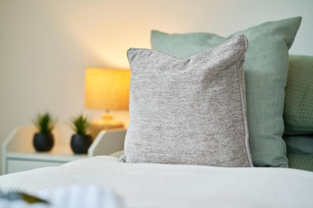 York City Central Apartment And Coffee Shop Экстерьер фото